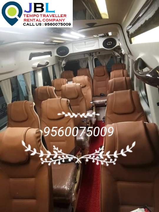 Tempo Traveller in Info Technology Park Gurgaon