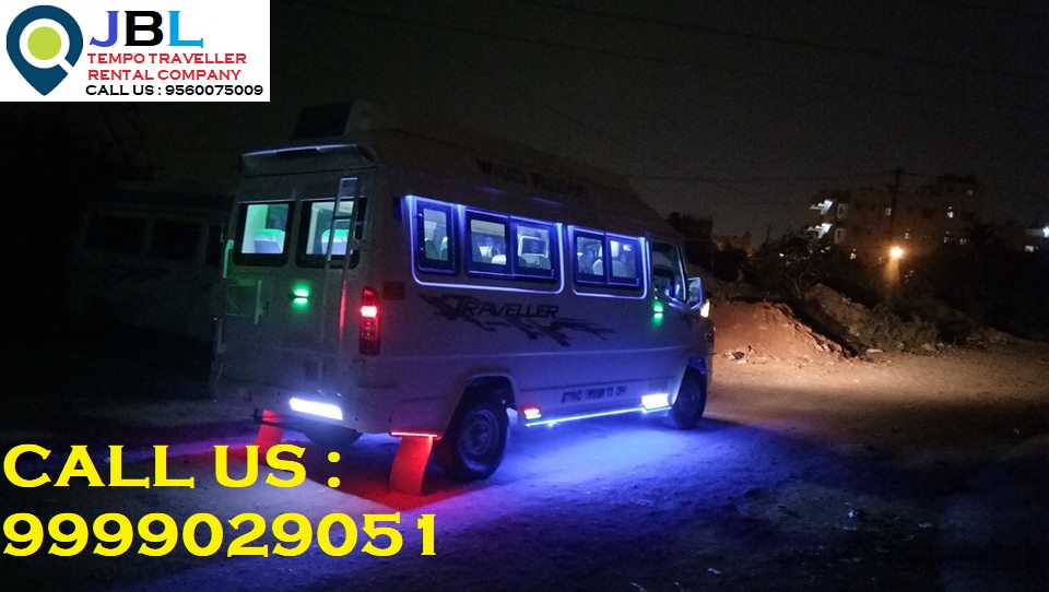 Tempo Traveller in Dhanwapur Gurgaon